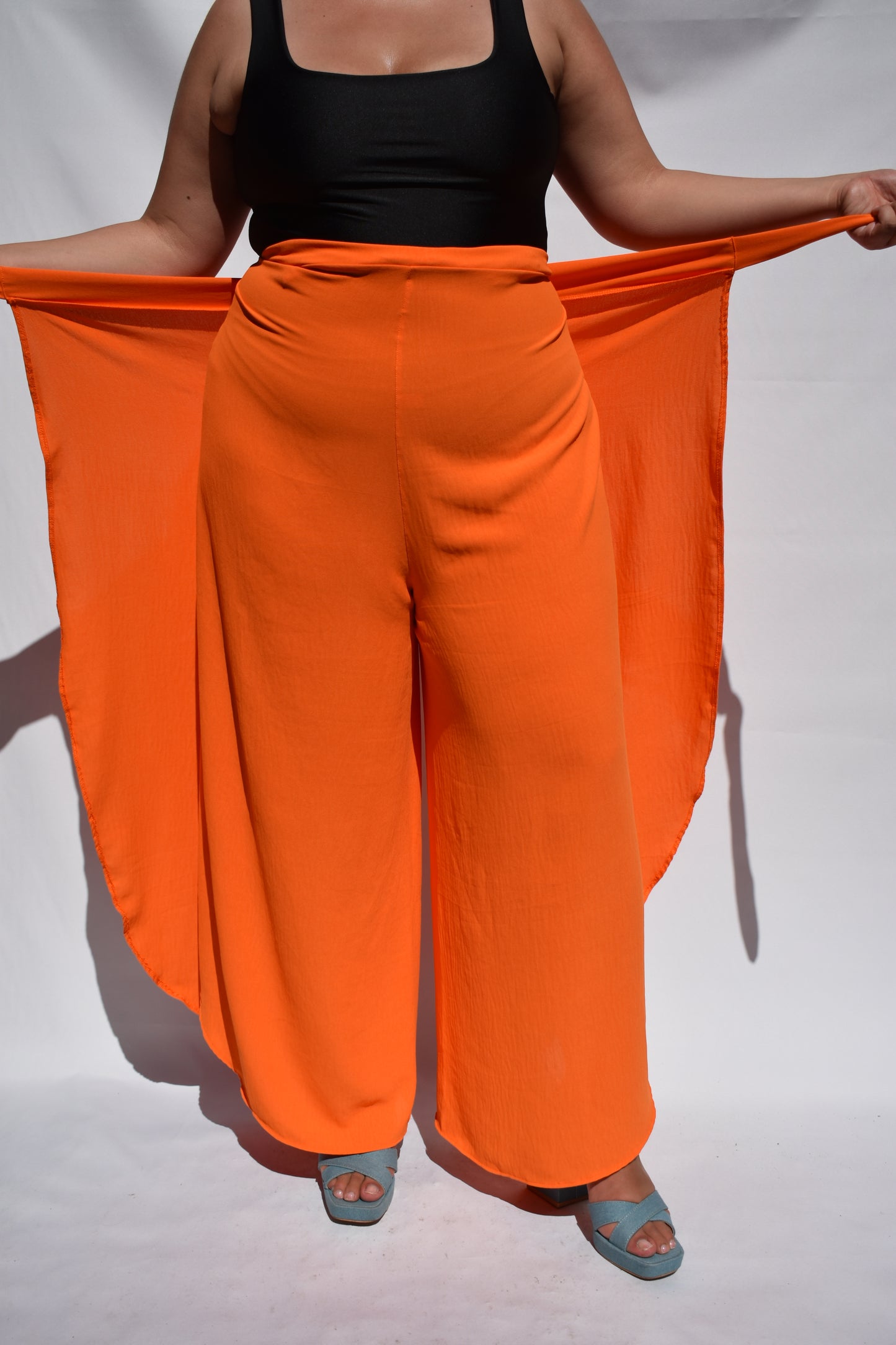 PANTALON PAREO NARANJA