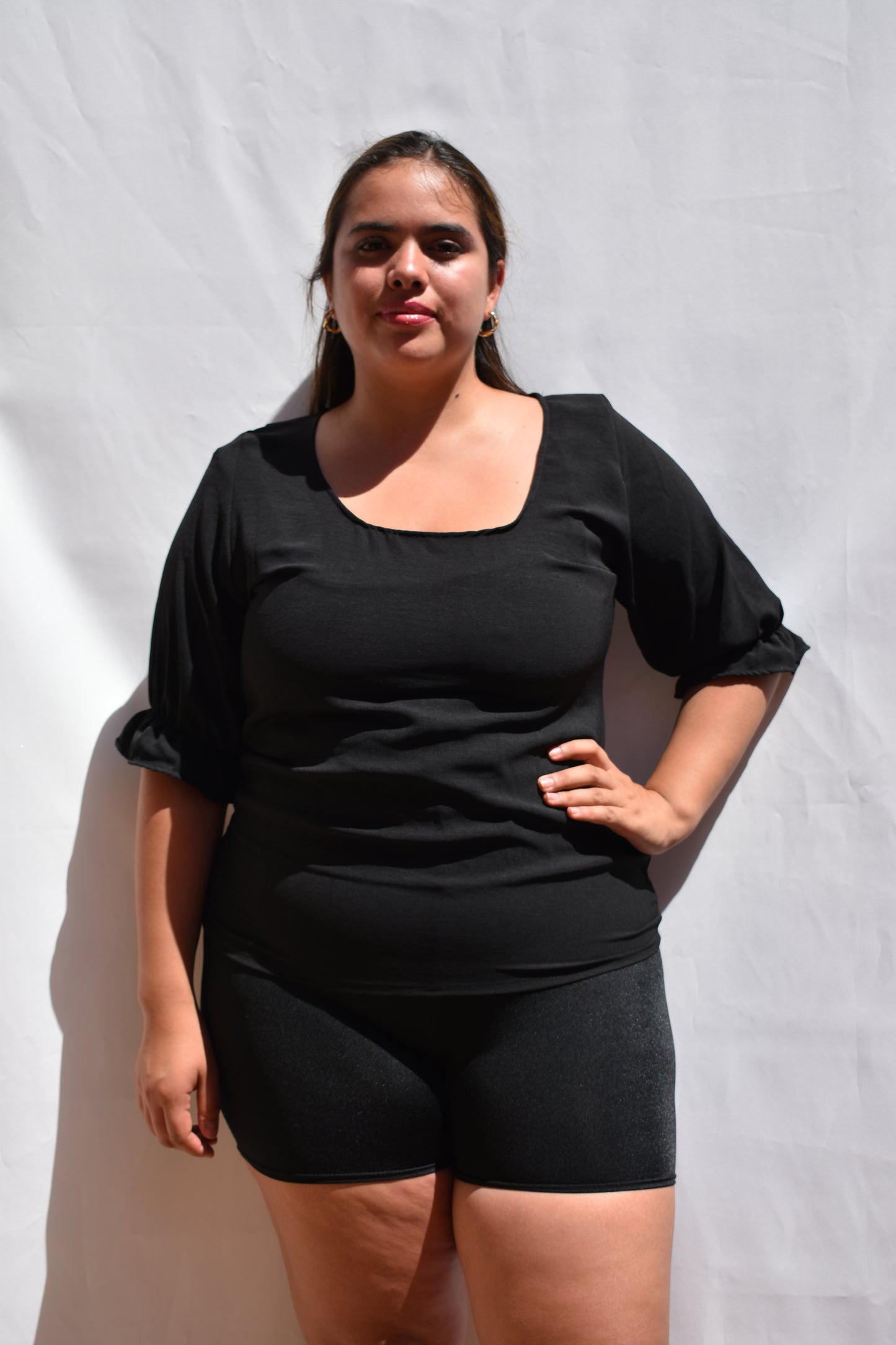 POLERA SIMIL LINO NEGRO