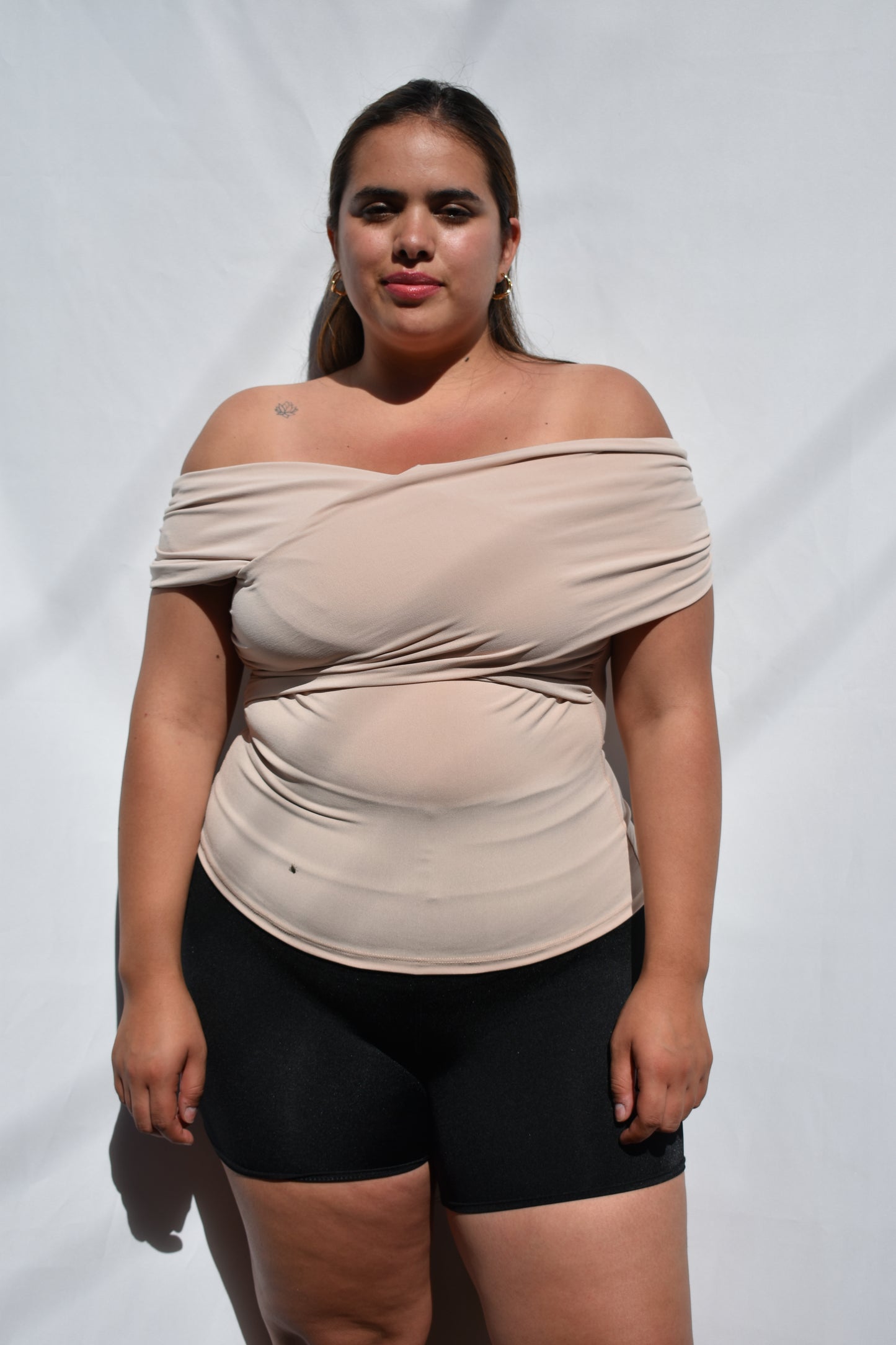 POLERA CRUZ BEIGE